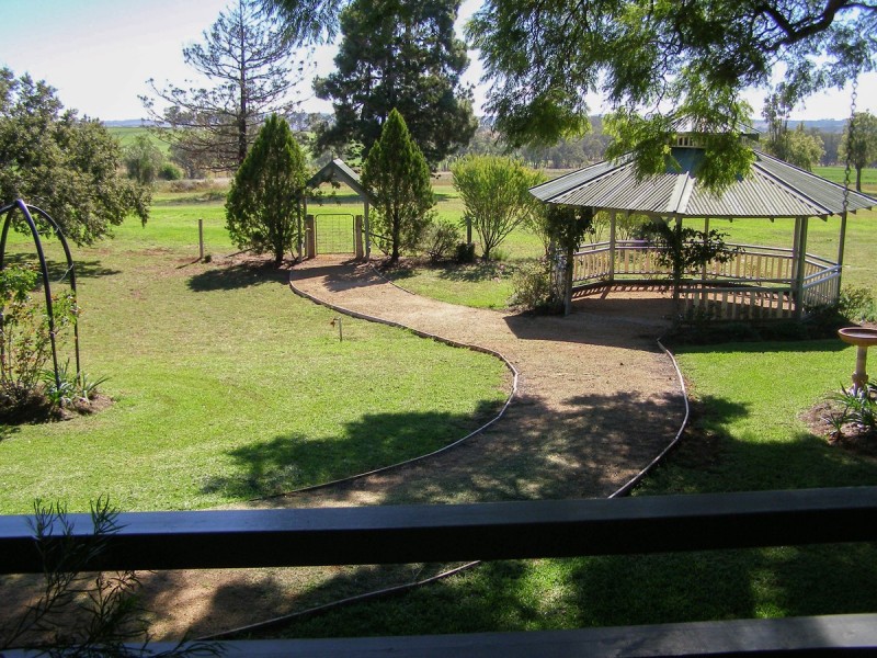 52 Roselea Road, Inverell NSW 2360