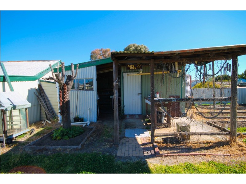 66 Granville Street, Inverell NSW 2360