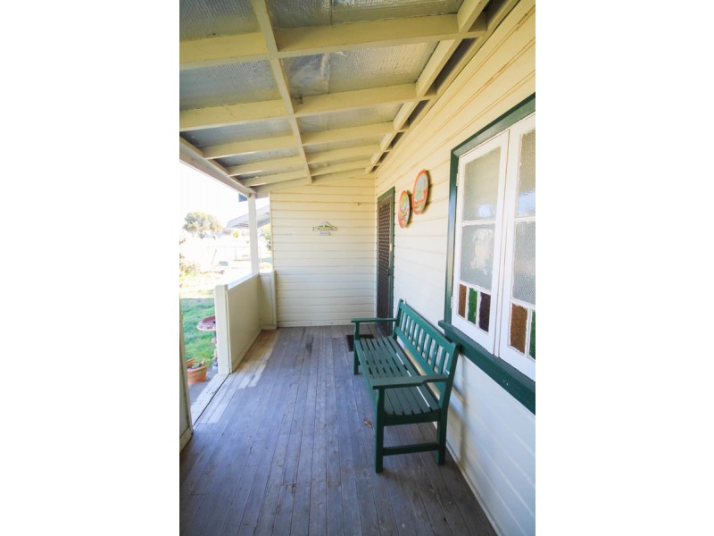 66 Granville Street, Inverell NSW 2360