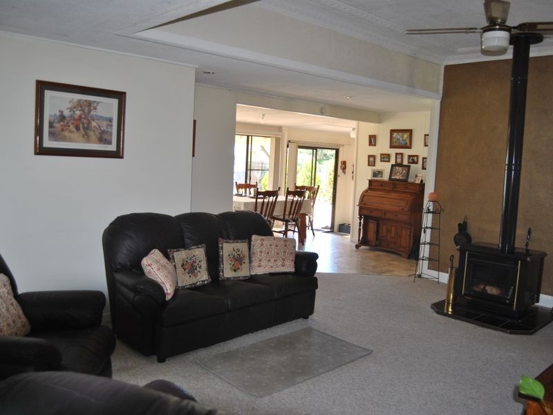 69 Rose Street, Inverell NSW 2360