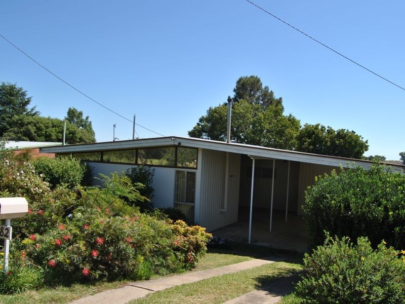 82 Short Street, Inverell NSW 2360