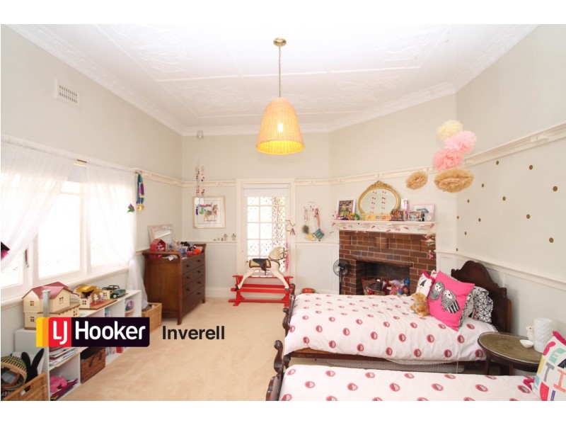 22 George Street, Inverell NSW 2360