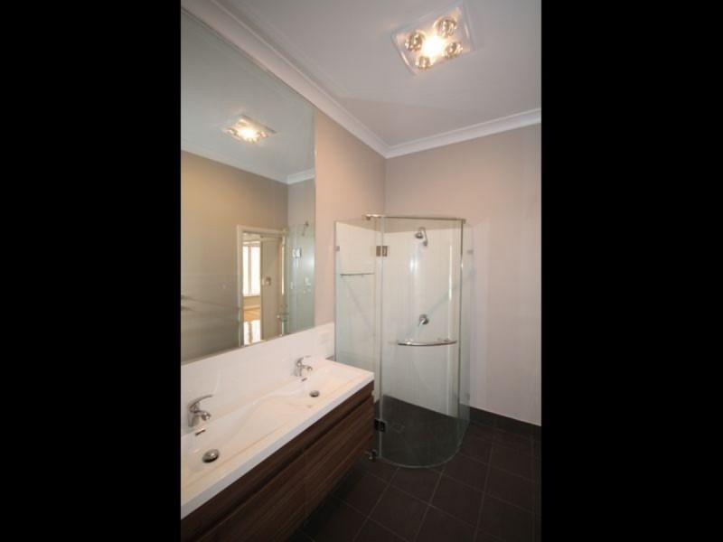 9 Urabatta Street, Inverell NSW 2360