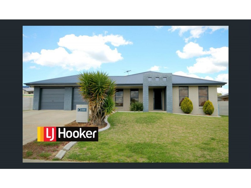 13 Kingfisher Drive, Inverell NSW 2360