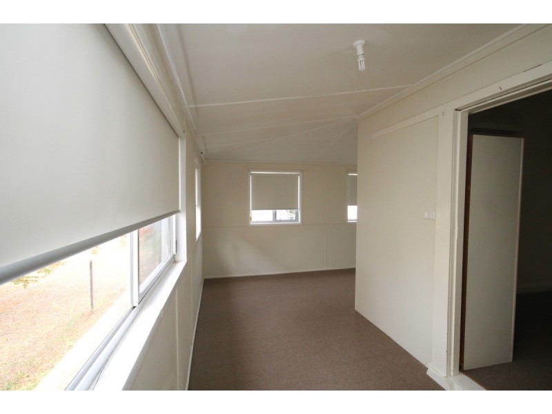 51 George Street, Inverell NSW 2360