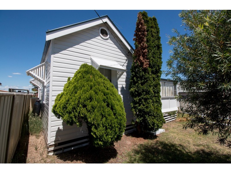 3 Jack Street, Inverell NSW 2360