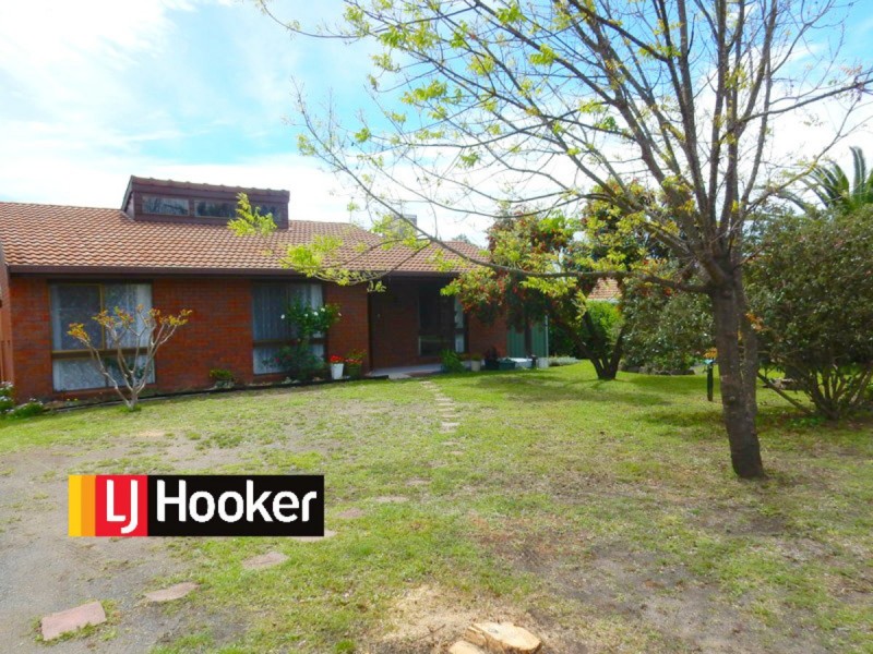 18 Zircon Street, Inverell NSW 2360