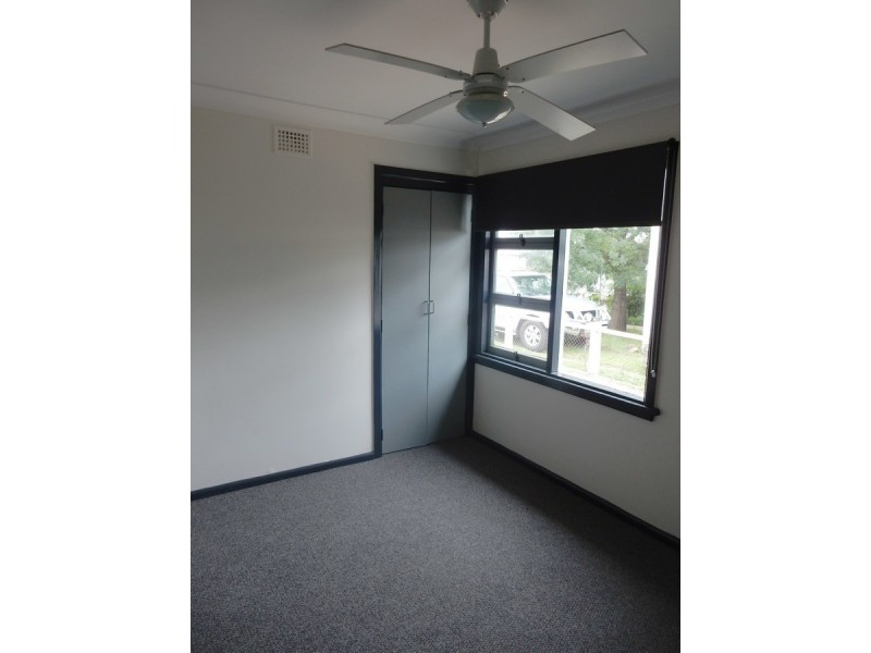 31 Swan Street, Inverell NSW 2360