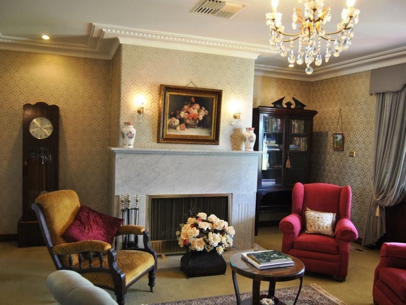 28 DeFraines Lane, Inverell NSW 2360