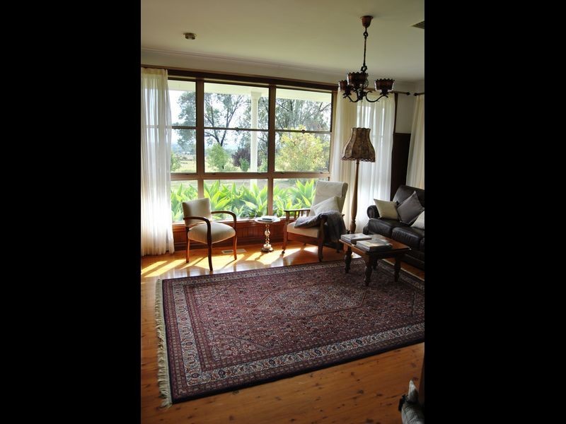 28 DeFraines Lane, Inverell NSW 2360