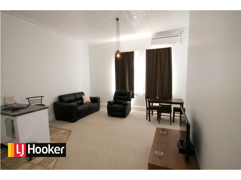 2/29 Otho Street, Inverell NSW 2360