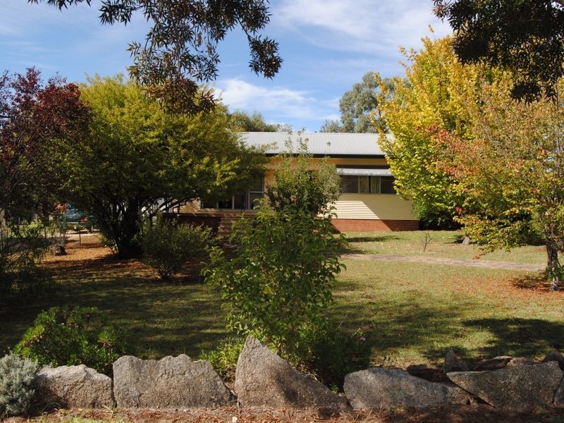 97 George Street, Inverell NSW 2360