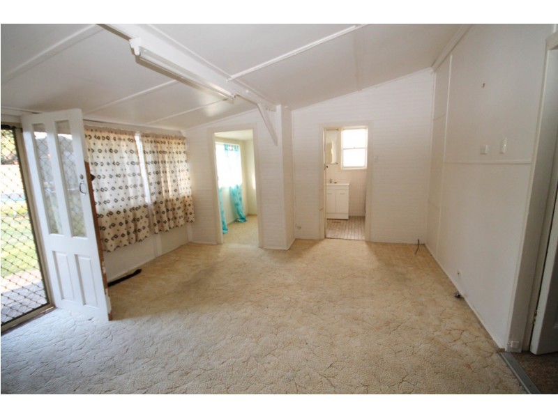 33 Urabatta Street, Inverell NSW 2360