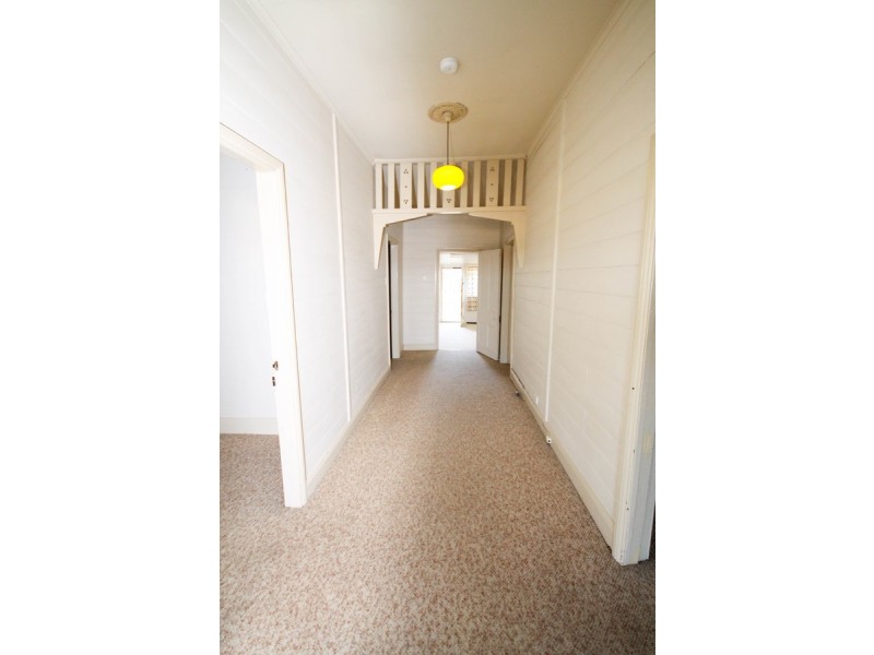 33 Urabatta Street, Inverell NSW 2360