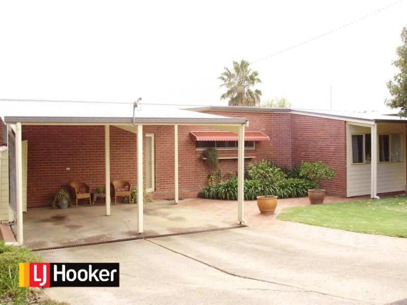 70 Short Street, Inverell NSW 2360