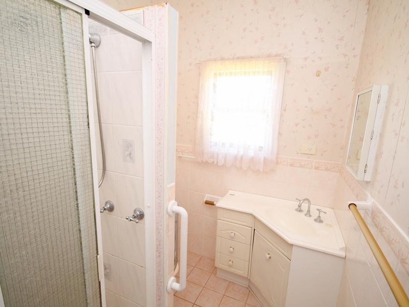 68 Rose Street, Inverell NSW 2360