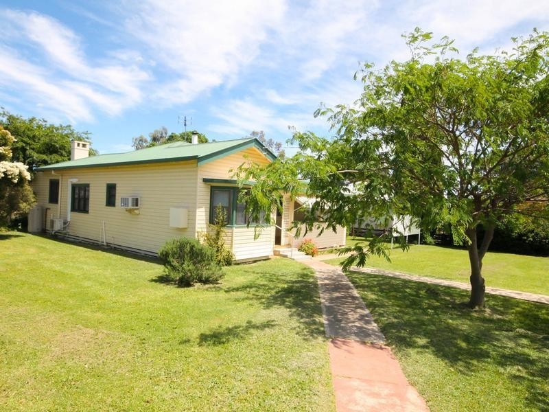 68 Rose Street, Inverell NSW 2360