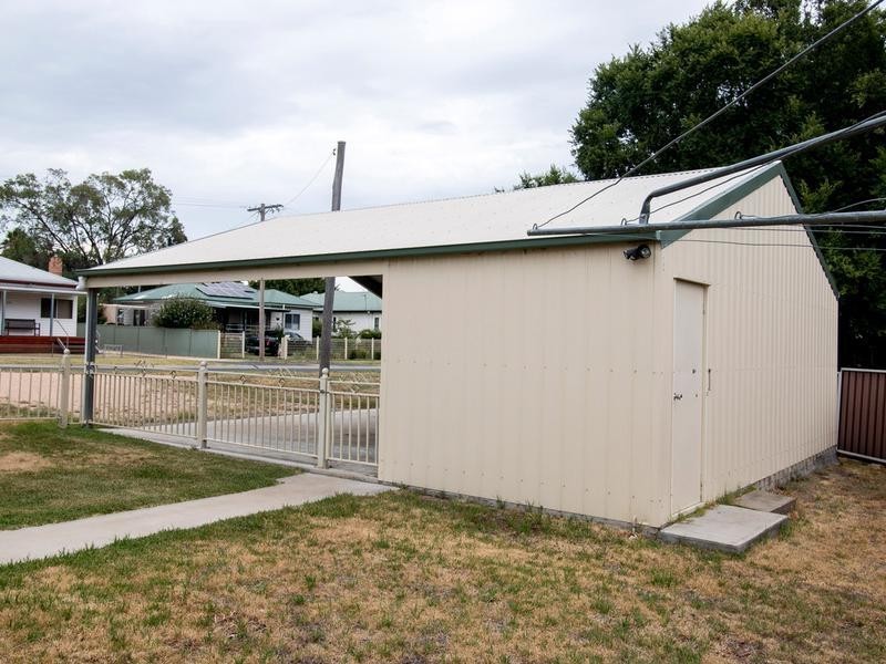 68 Rose Street, Inverell NSW 2360