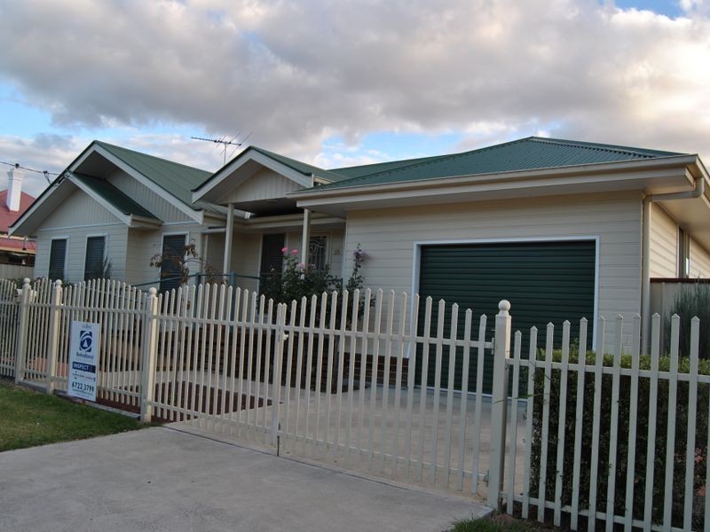 55 Wood Street, Inverell NSW 2360