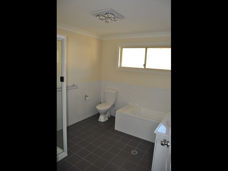 55 Wood Street, Inverell NSW 2360