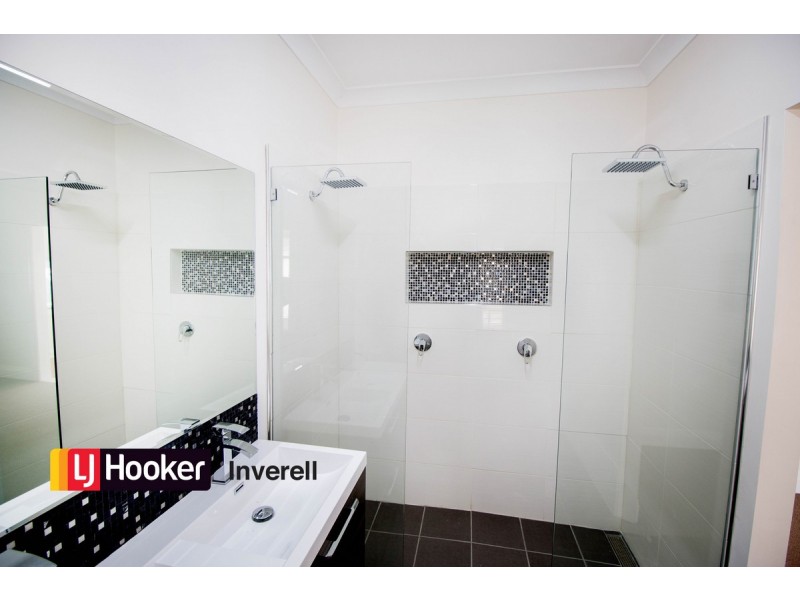 127 Brae Street, Inverell NSW 2360