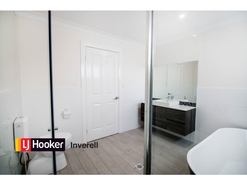 127 Brae Street, Inverell NSW 2360