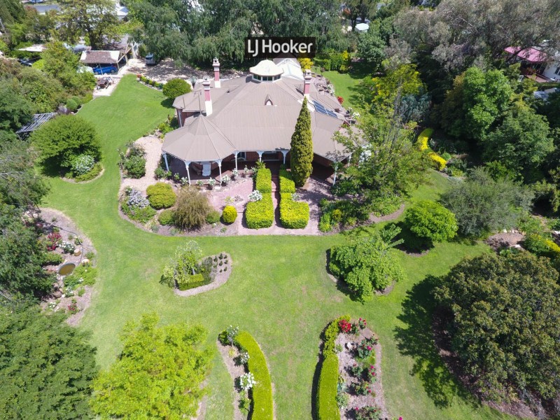 27 Brae Street, Inverell NSW 2360