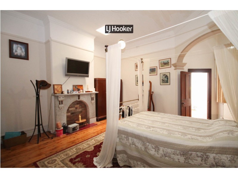 27 Brae Street, Inverell NSW 2360