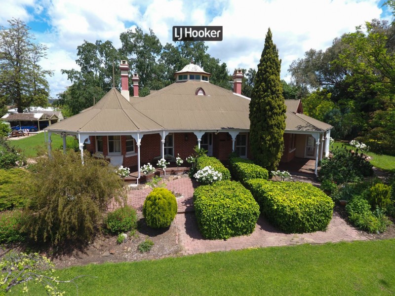 27 Brae Street, Inverell NSW 2360