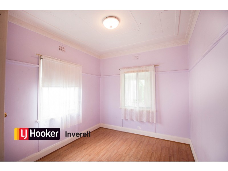 9 George Street, Inverell NSW 2360