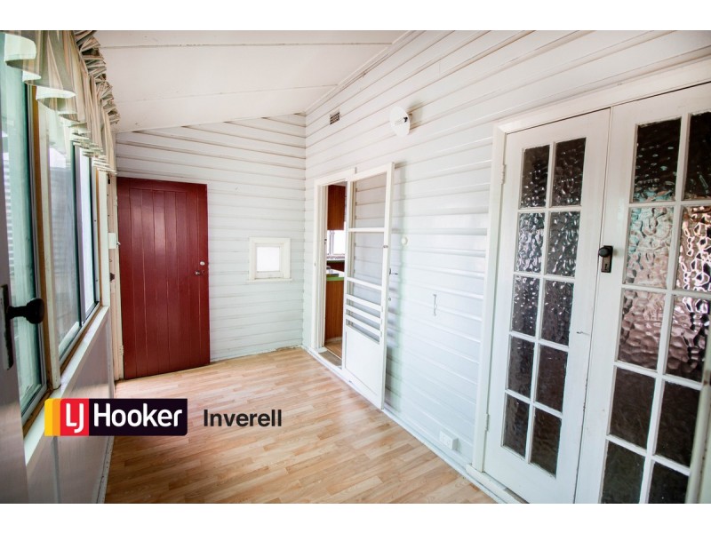 9 George Street, Inverell NSW 2360