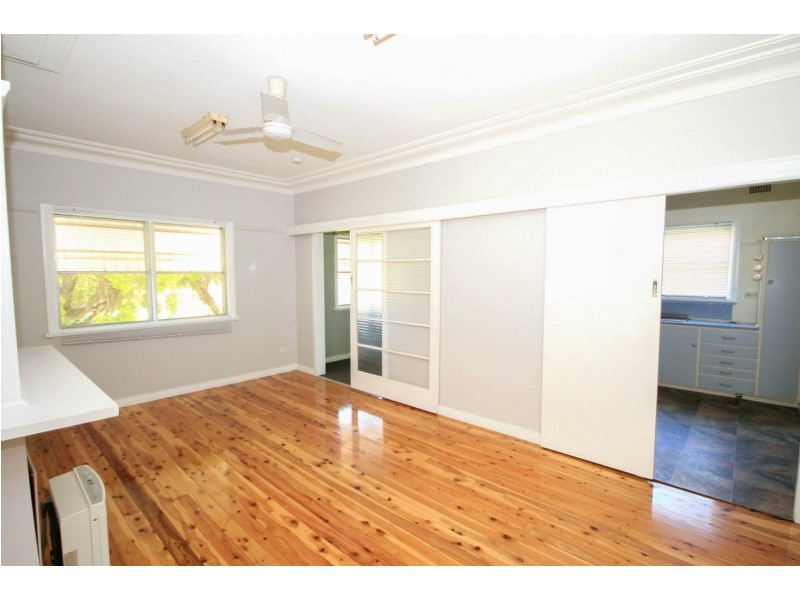 15 Brown Street, Inverell NSW 2360