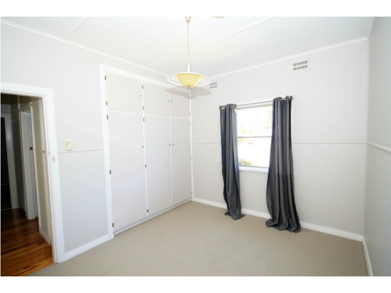 15 Brown Street, Inverell NSW 2360