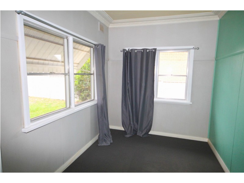 15 Brown Street, Inverell NSW 2360