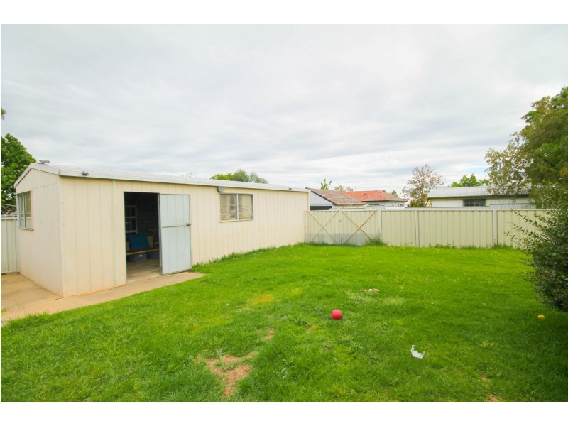 15 Brown Street, Inverell NSW 2360