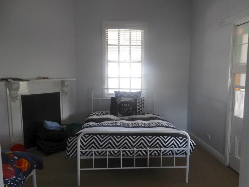 14 High Street, Inverell NSW 2360