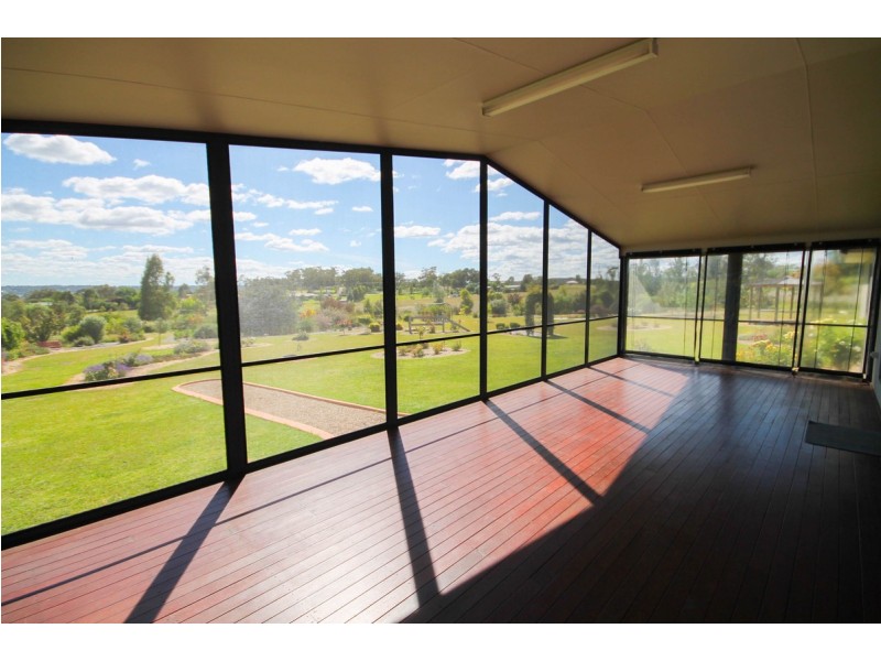 22 Hampton Court, Inverell NSW 2360