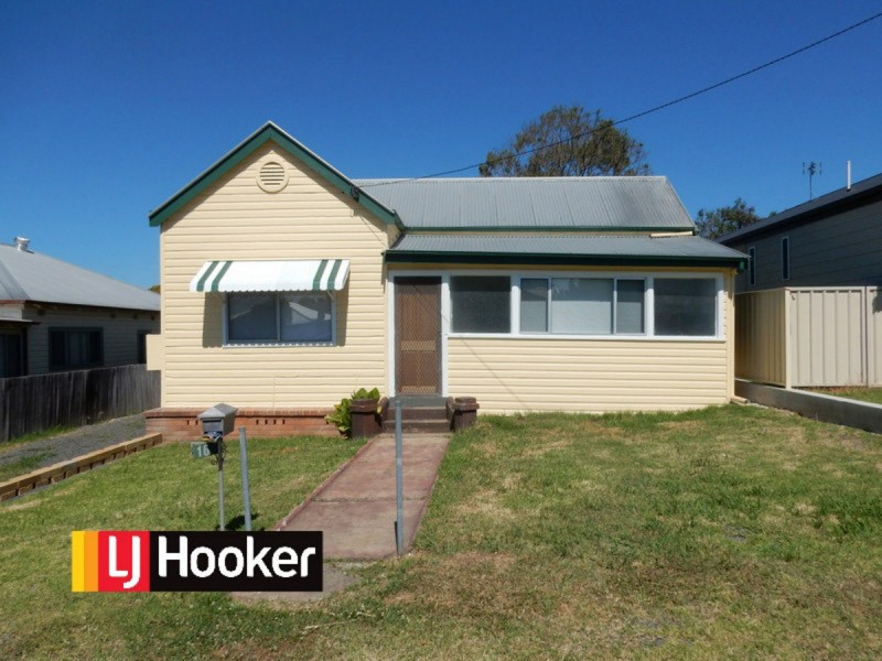 16 Jack Street, Inverell NSW 2360