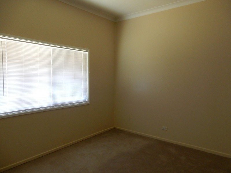 16 Jack Street, Inverell NSW 2360