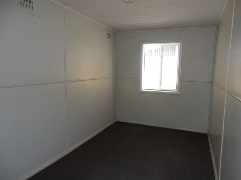 16 Jack Street, Inverell NSW 2360