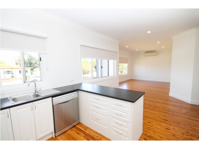 29 Lang Street, Inverell NSW 2360