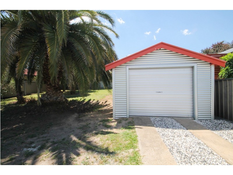 29 Lang Street, Inverell NSW 2360