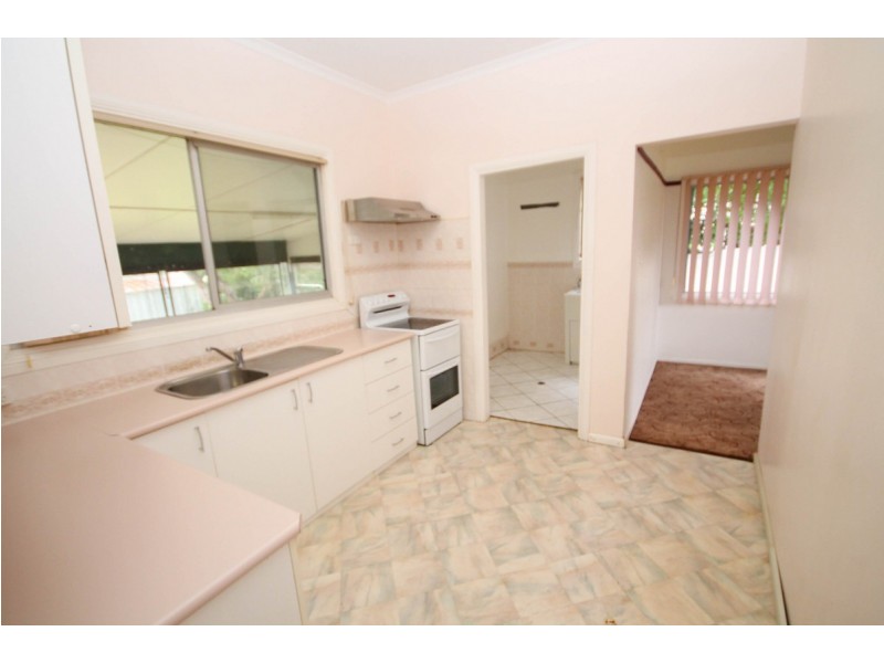 99 King Street, Inverell NSW 2360