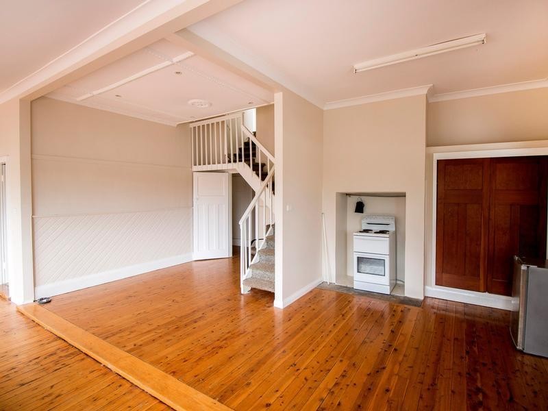 33 George Street, Inverell NSW 2360