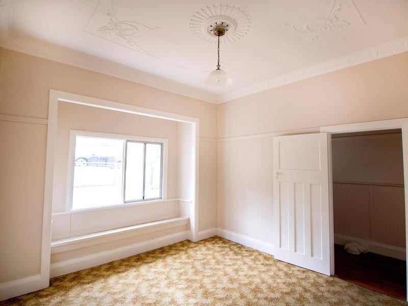 33 George Street, Inverell NSW 2360