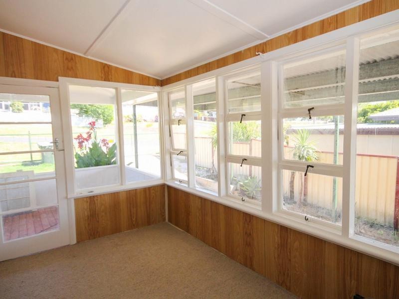 33 George Street, Inverell NSW 2360