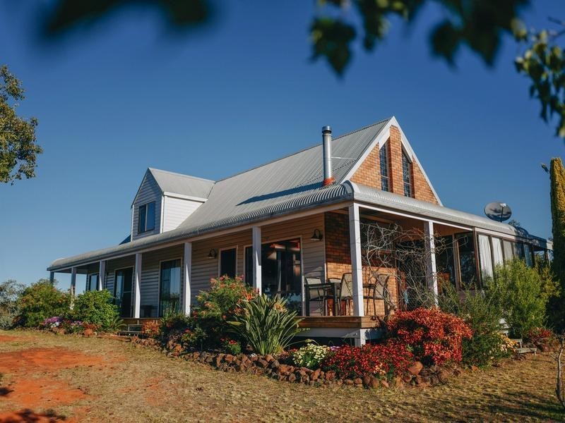 384 Yammacoona Estate Road, Inverell NSW 2360