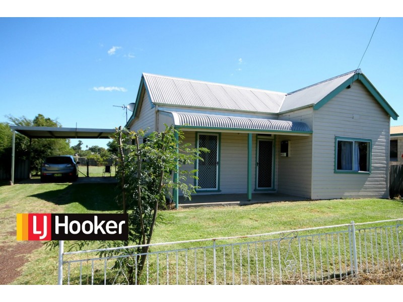 110 Macintyre Street, Inverell NSW 2360