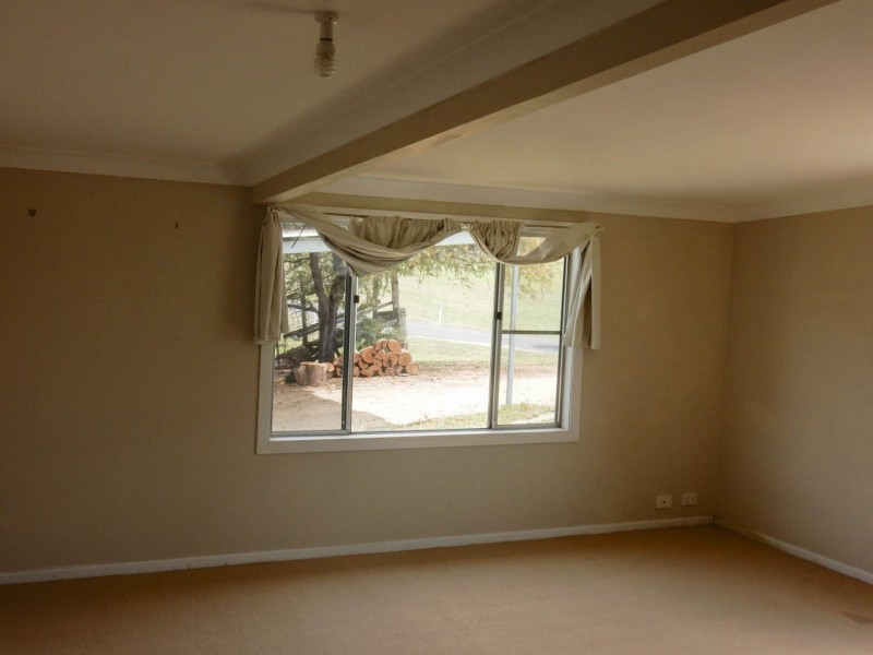 4 Burnett Street, Bundarra NSW 2359