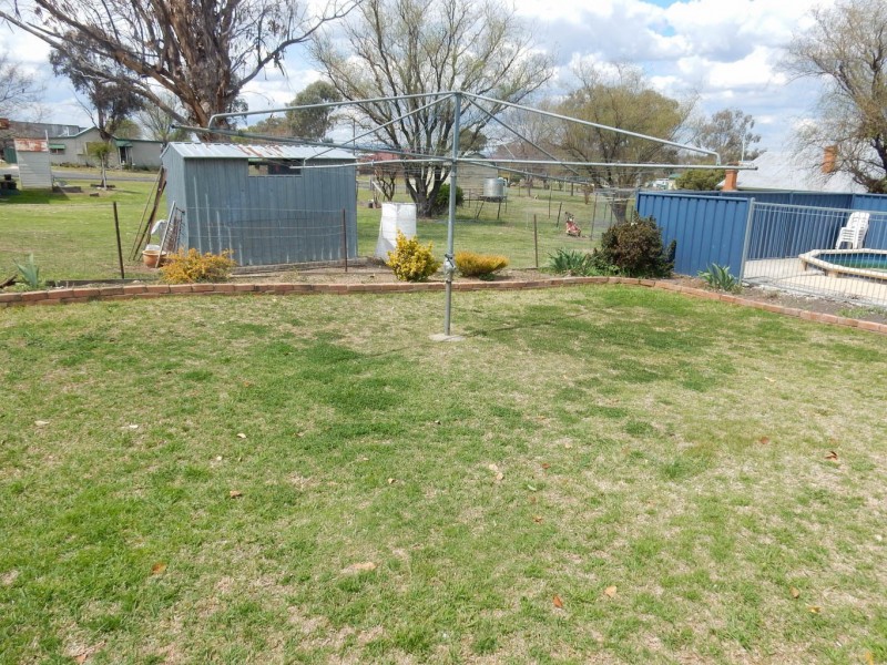 4 Burnett Street, Bundarra NSW 2359